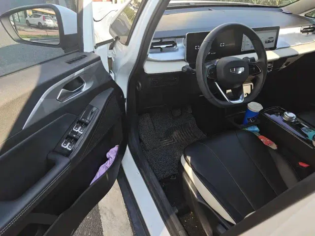 Geely Geometry E Firefly — Фото автомобиля 12