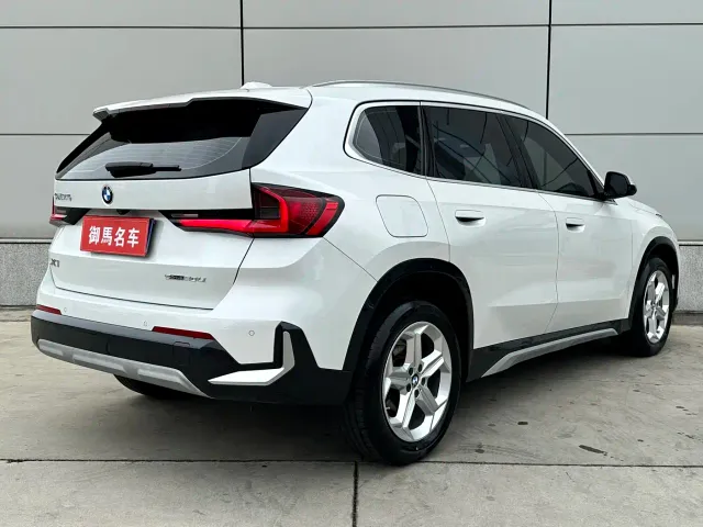 BMW X1 — Фото автомобиля 3