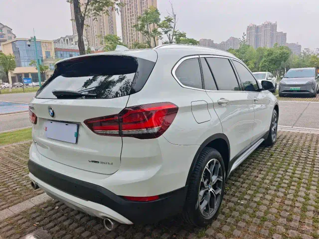 BMW X1 — Фото автомобиля 6
