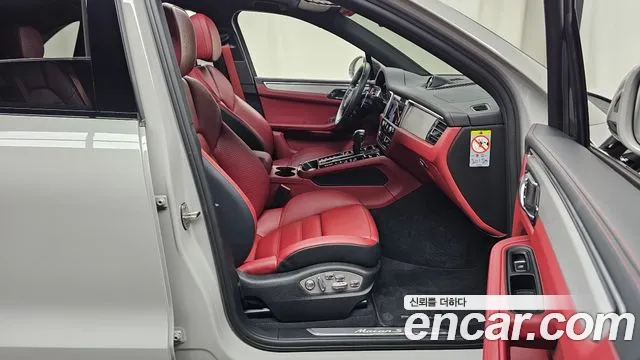 Porsche Macan — Фото автомобиля 25