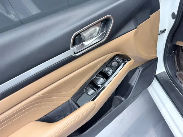 Nissan Teana — Фото автомобиля 7
