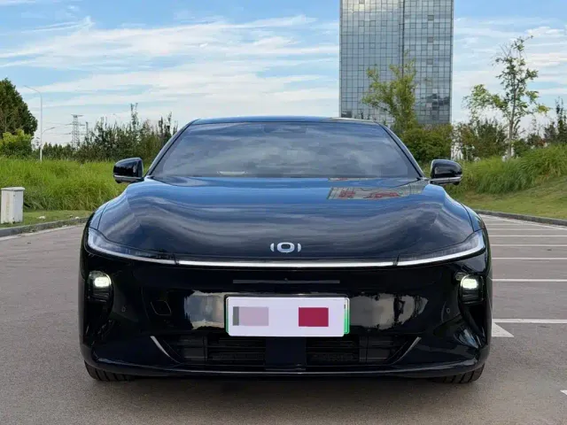 Changan Qiyuan A07 — Фото автомобиля 2
