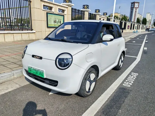 Фотография автомобиля — Changan Lumin