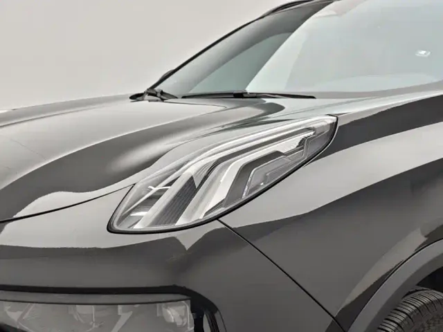 Lynk & Co 01 — Фото автомобиля 15