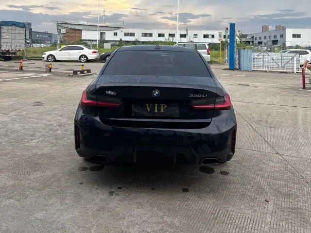 BMW 3 Series — Фото автомобиля 4
