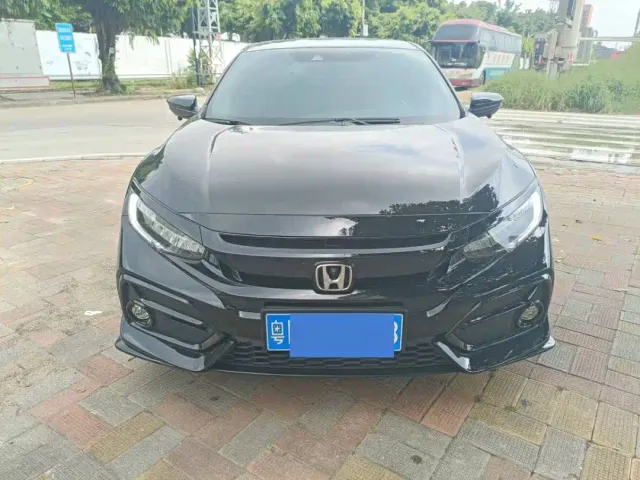 Honda Civic — Фото автомобиля 2