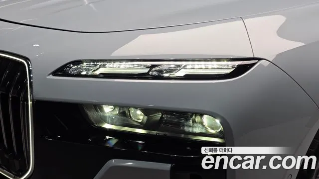 BMW 7 Series G70 — Фото автомобиля 22
