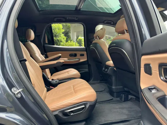 Nio ES8 — Фото автомобиля 19