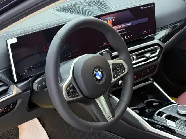 BMW 3 Series — Фото автомобиля 17
