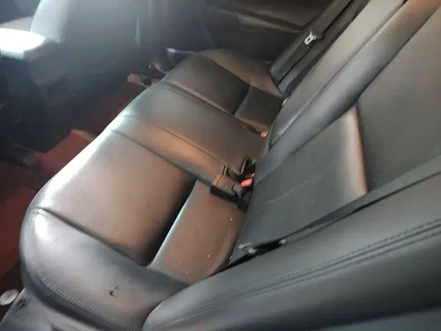 Toyota Corolla Twin Engine E+ — Фото автомобиля 16
