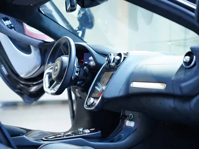 McLaren GT — Фото автомобиля 22