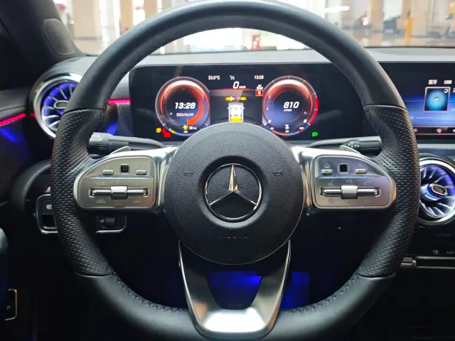 Mercedes-Benz A-Class — Фото автомобиля 16