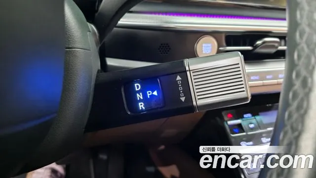 Hyundai Grandeur GN7 — Фото автомобиля 12