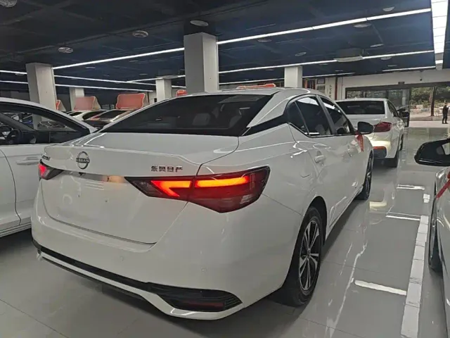 Nissan Sylphy — Фото автомобиля 6