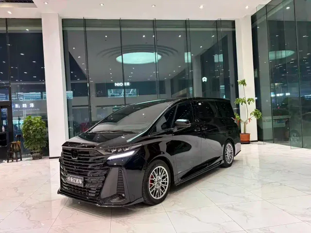 Фотография автомобиля — Toyota Vellfire