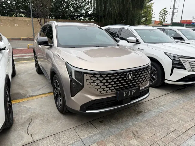 Changan CS55 Plus — Фото автомобиля 3