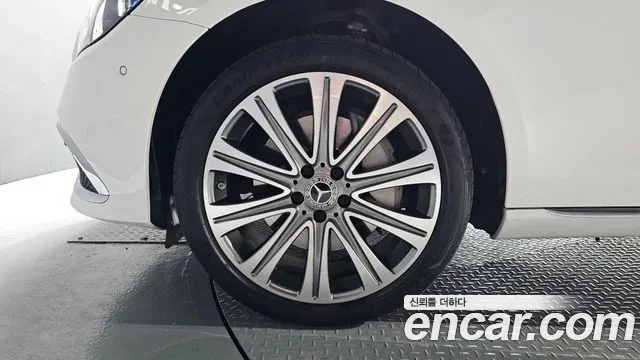 Mercedes-Benz E-Class W213 — Фото автомобиля 5