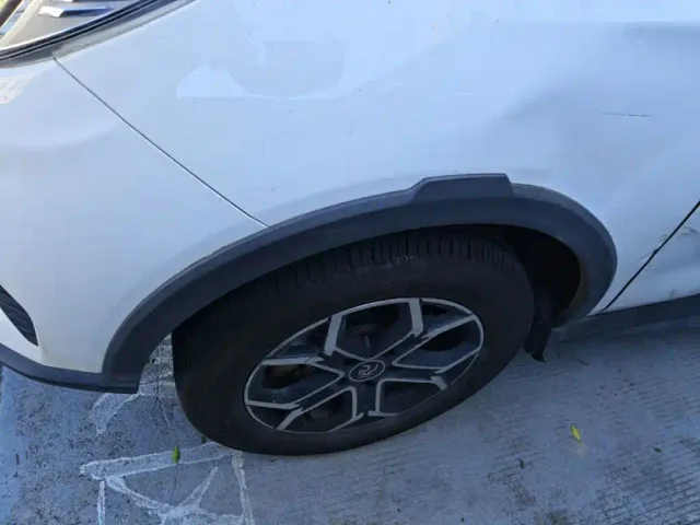 BYD Yuan Pro — Фото автомобиля 22