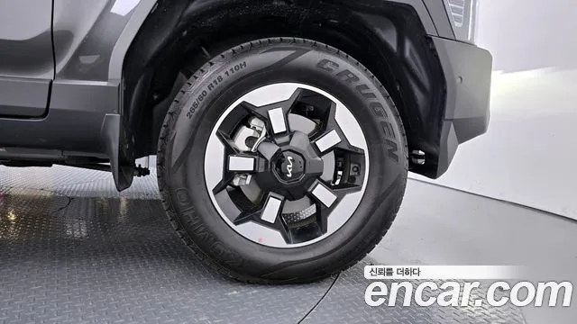 Kia Tasman Tasman 2.5T Бензин 4WD — Фото автомобиля 5