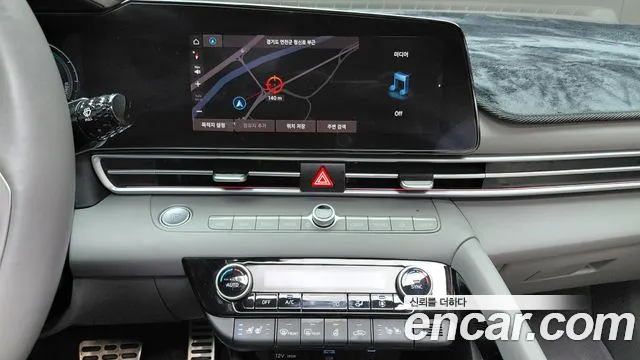 Hyundai AVANTE Inspiration — Фото автомобиля 12