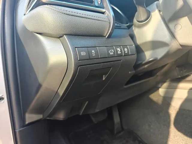 Toyota Camry — Фото автомобиля 15