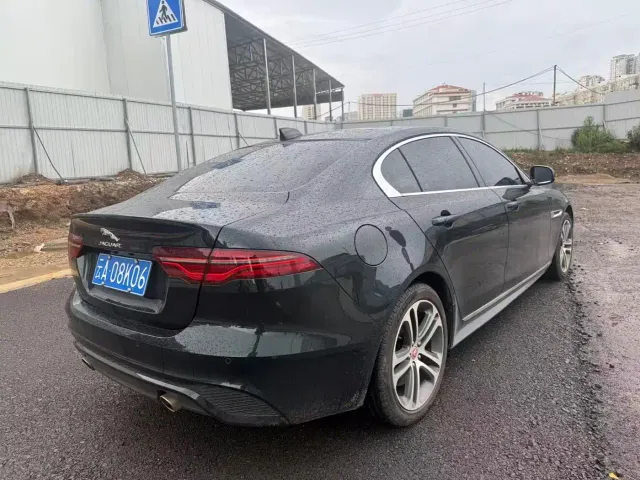 Jaguar XEL — Фото автомобиля 8