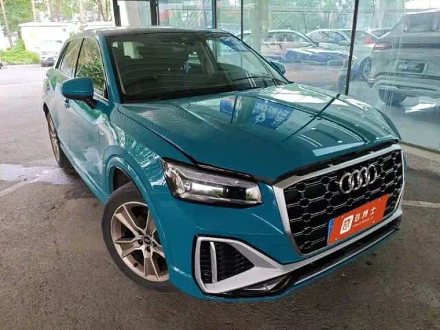 Audi Q2L — Фото автомобиля 3