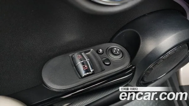 MINI Cooper — Фото автомобиля 29