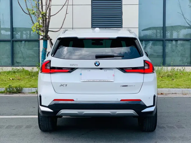 BMW X1 — Фото автомобиля 6