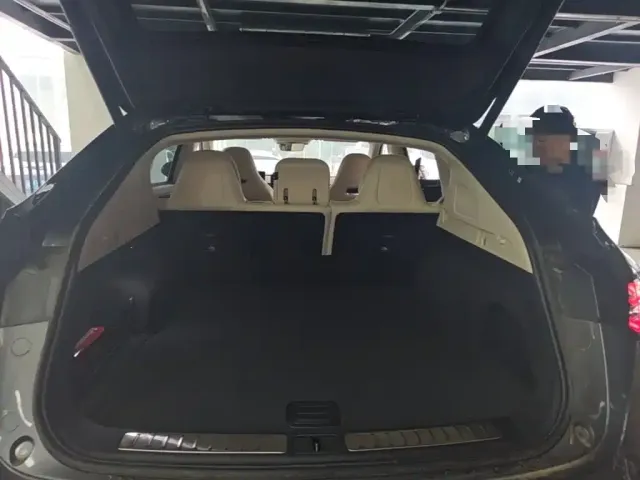 Zhijie Luxeed R7 2026 Range Extender Max+ — Фото автомобиля 18