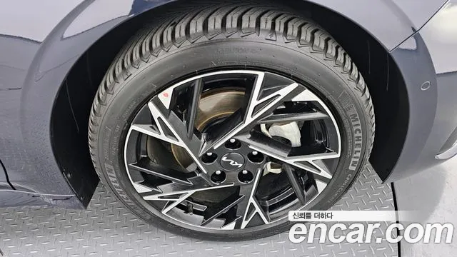 Kia K5 Signature — Фото автомобиля 5