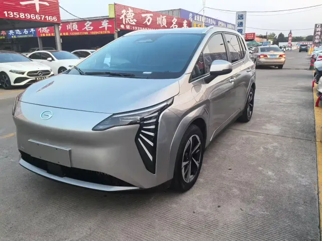 GAC Aion Y — Фото автомобиля 2
