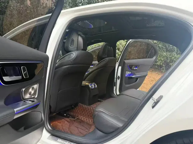 Mercedes-Benz C-Class — Фото автомобиля 8