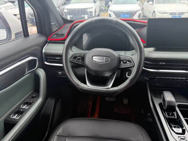 Geely Haoyue L — Фото автомобиля 7