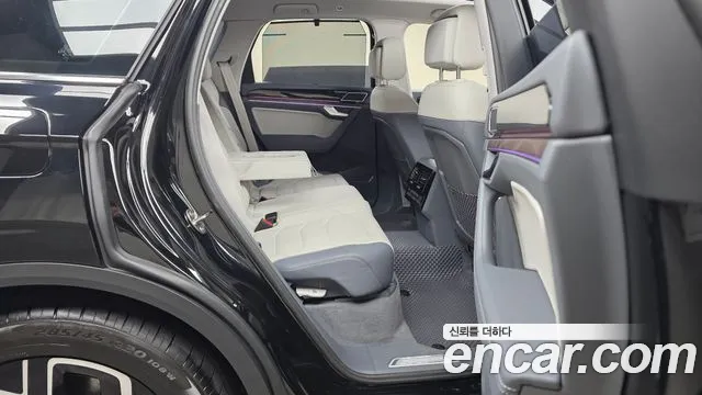 Volkswagen Touareg Touareg 3 поколение 3.0 TDI Prestige — Фото автомобиля 10