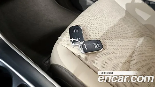 Kia Canival Carnival 4 поколение Дизель 9 мест Prestige — Фото автомобиля 27