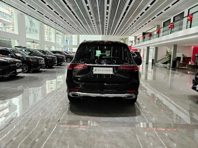 Mercedes-Benz GLS-Class — Фото автомобиля 17