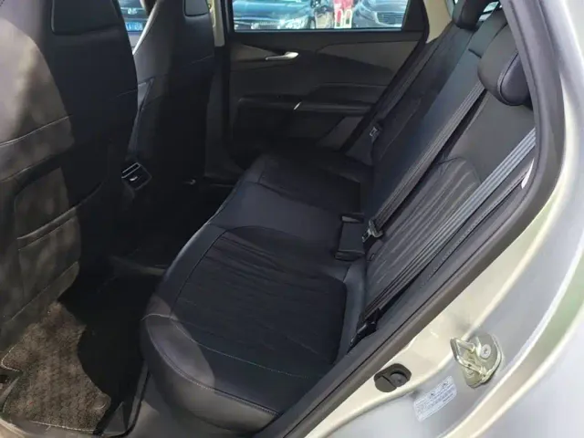 Changan Qiyuan A05 — Фото автомобиля 16