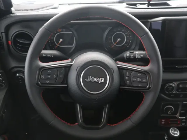 Jeep Wrangler — Фото автомобиля 5