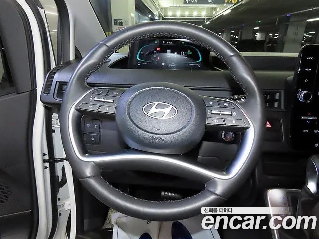 Hyundai Staria — Фото автомобиля 11