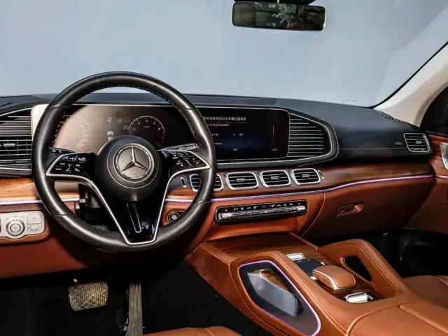 Mercedes-Benz GLE-Class — Фото автомобиля 21