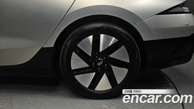 Hyundai Ioniq 6 — Фото автомобиля 6