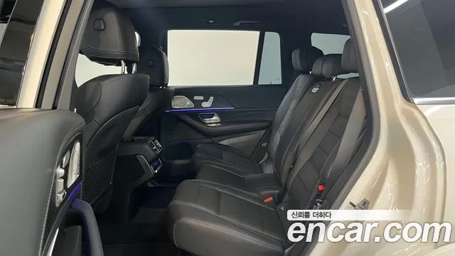 Mercedes-Benz GLS-Class — Фото автомобиля 12