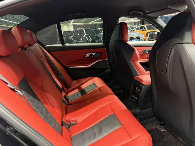 BMW M3 — Фото автомобиля 12