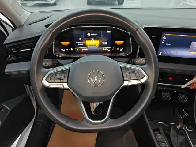 Volkswagen Sagitar — Фото автомобиля 10