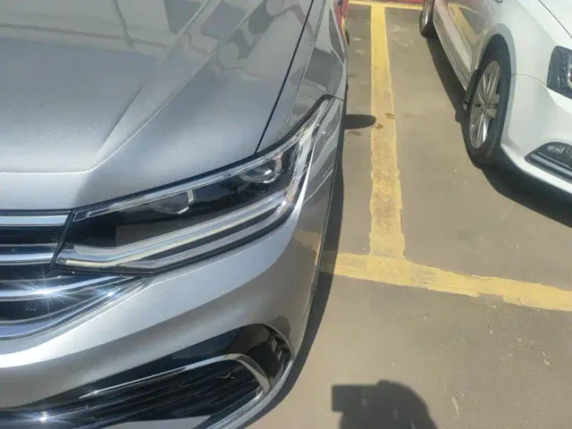 Volkswagen Tiguan L — Фото автомобиля 5