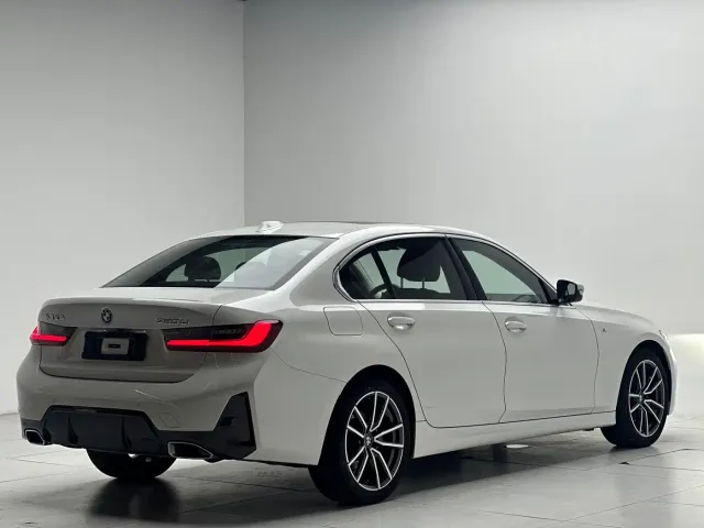 BMW 3 Series — Фото автомобиля 7