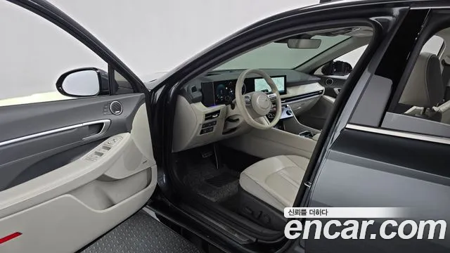 Hyundai Sonata — Фото автомобиля 15
