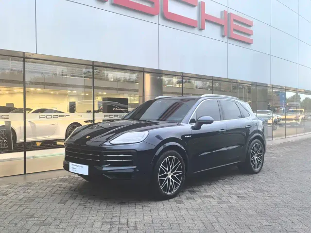 Фотография автомобиля — Porsche Cayenne