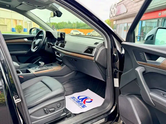 Audi Q5L — Фото автомобиля 10